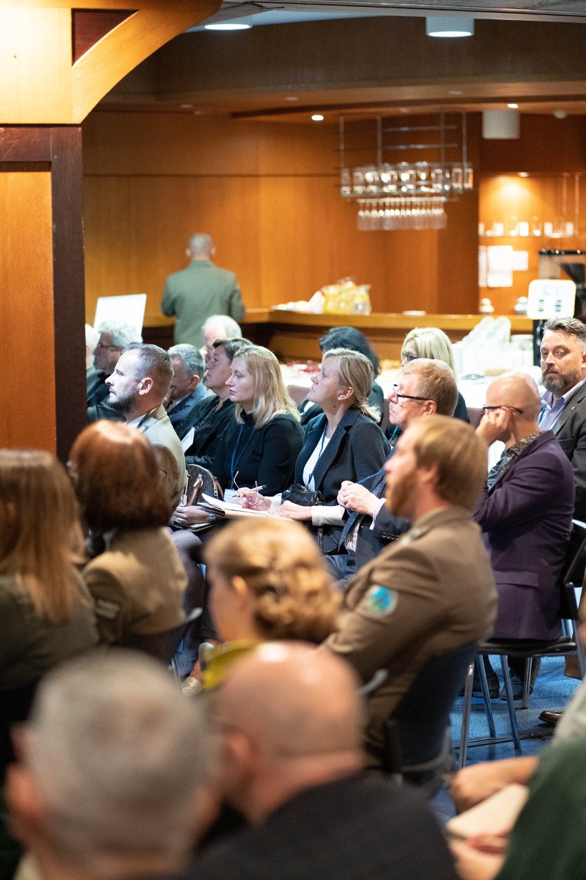 Konferencja „Ochrona ekosystemów wodnych a ich...