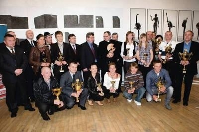 Miejska Galeria Sztuki w Zakopanem na Krupówkach była w czwartek miejscem rozstrzygnięcia jubileuszowej X Edycji Plebiscytu "Dziennika Polskiego" na Najpopularniejszego Sportowca Podhala oraz Młodego Asa Podhala w roku 2010