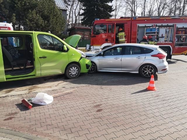 Na ulicy Kościuszki w Wieliczce zderzyły się samochody...