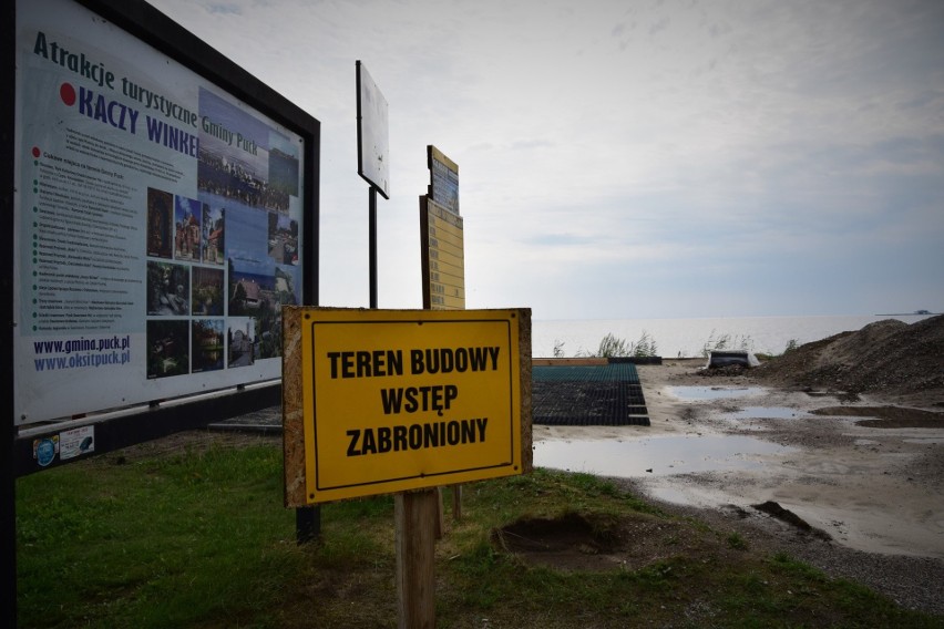 Wakacyjny remont parkingu na Kaczym Winklu - gmina Puck; Na...