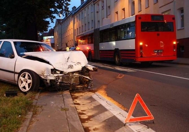 Wczoraj do dwóch wypadków doszło w rejonie alei Piastów.