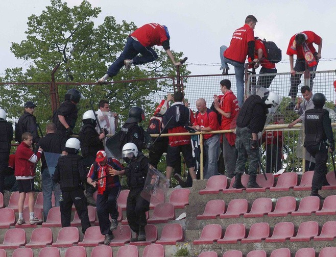 Kibice Widzewa zawsze gorąco dopingują swoich piłkarzy