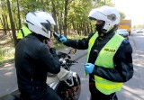 Na dobre ruszył sezon motocyklowy. Policja prowadzi działania i sprawdza motocyklistów na szczecińskich drogach