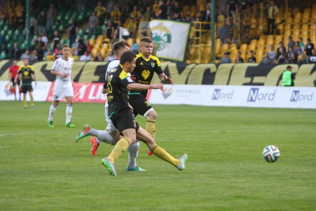 W poprzednim meczu na Bukowej GKS zremisował z Chojniczanką.