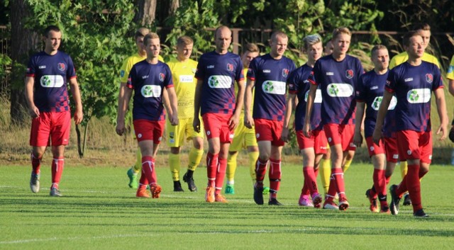 Piłkarze ze Stanisławic podejmą ekipę z Lesznowoli