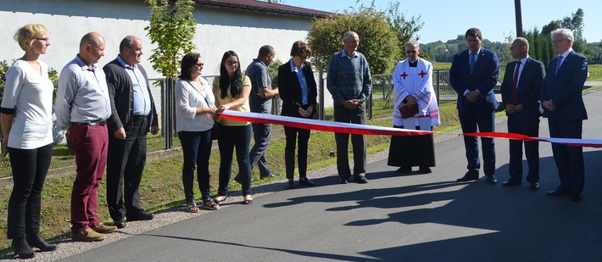 W Bobinie cieszą się z drogi, proszą o następne