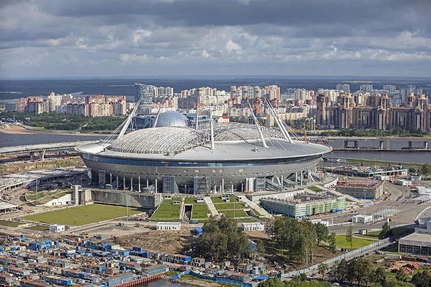 Stadion Kriestowskij w Sankt Petersburgu. Widok z lotu ptaka