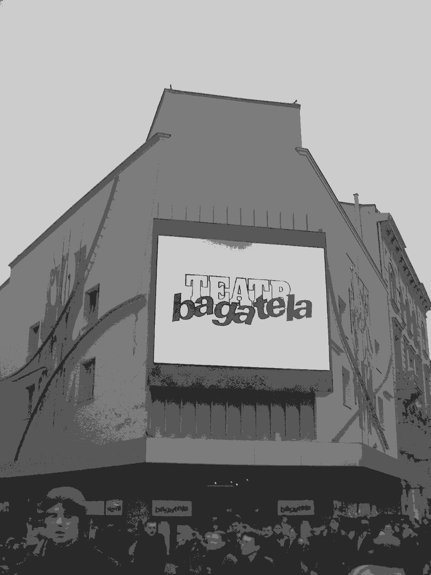 Teatr Bagatela nie ma już swego ekranu ledowego. Zobacz na naszych zdjęciach, jak zmieniał w ciągu minionych lat budynek teatru 