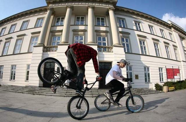 - Z braku skateparku będziemy jeździć po chodnikach &#8211; zapowiadają młodzi.