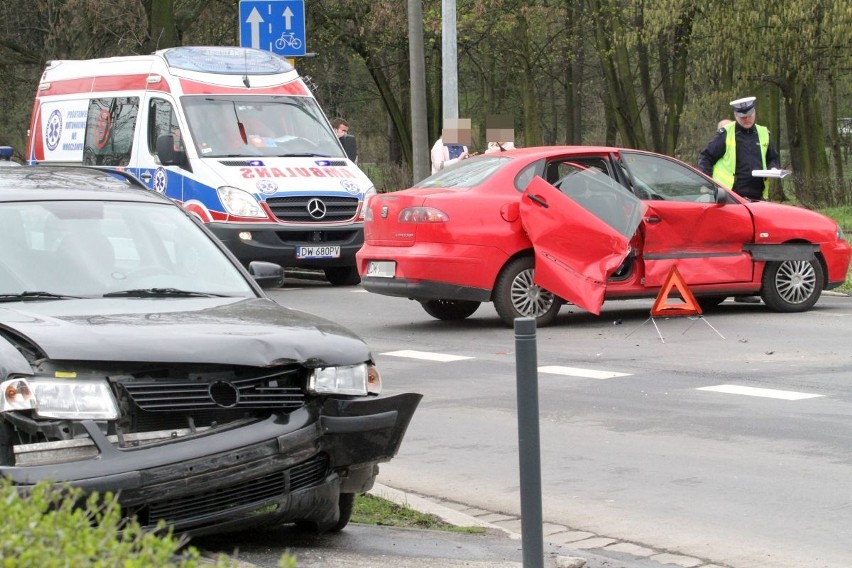 Wypadek na Mickiewicza, Wrocław, 11.04.2016 r.