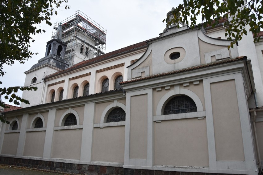 Remont wieży kościoła pw. św. Wawrzyńca w Nakle pochłonie w...