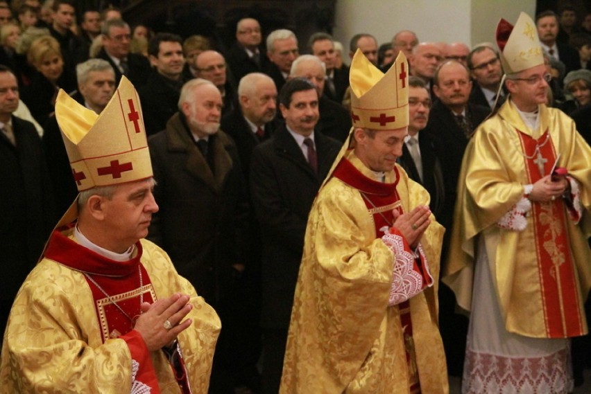 Diecezja tarnowska ma dwóch nowych biskupów pomocniczych [ZDJĘCIA]