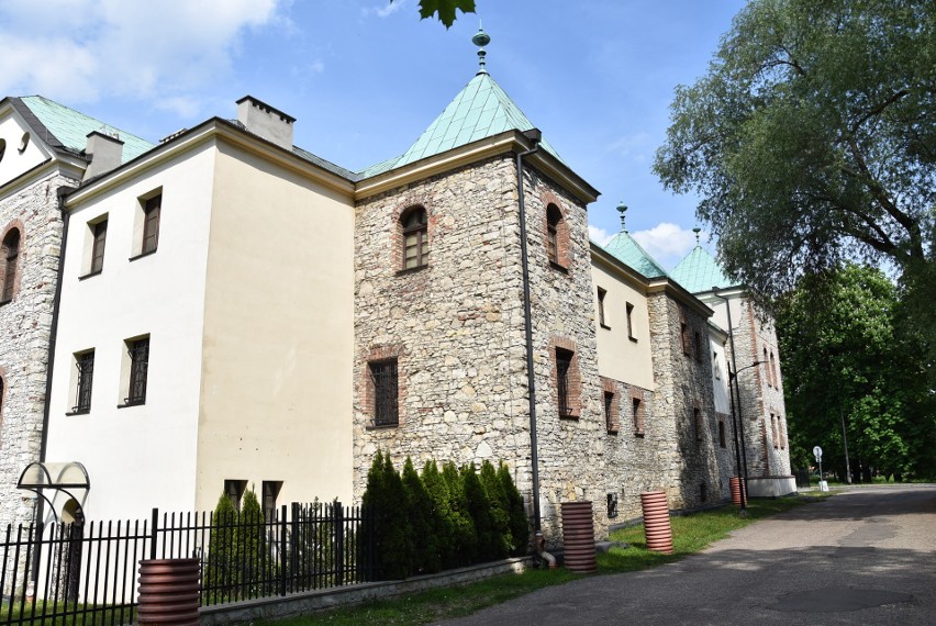 Zamek sielecki jest najstarszym obiektem w Sosnowcu.Zobacz...