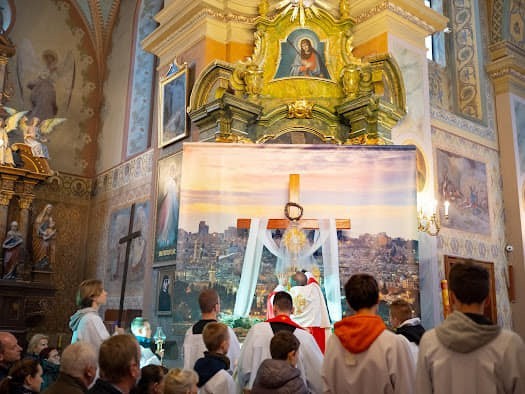 Liturgia Wielkiego Piątku w parafii świętych Apostołów...