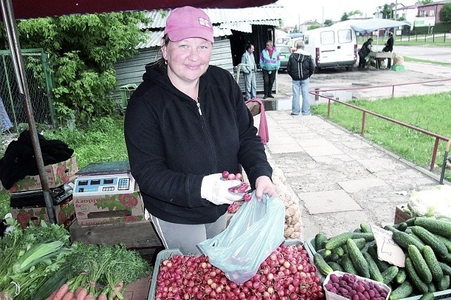 Agnieszka Kotowska zachęca do kupowania polskich warzyw i owoców. Wyjaśnia, że trzeba mieć nadzieję na lepszą pogodę. Wtedy i ceny będą niższe.