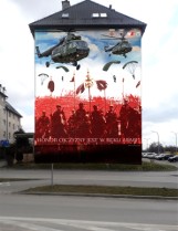Na miejskim bloku w Kielcach powstanie patriotyczny mural. Wzbudził duże kontrowersje [ZDJĘCIA]