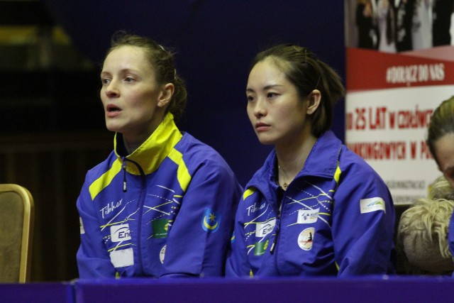 Pozycja Kingi Stefańskiej (z lewej) się nie zmieniła. Li Qian (z prawej) awansowała o jedną pozycję.