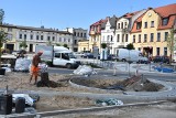 Rynek w Mroczy wciąż placem budowy. Uroczyste otwarcie 11 sierpnia  [zdjęcia]