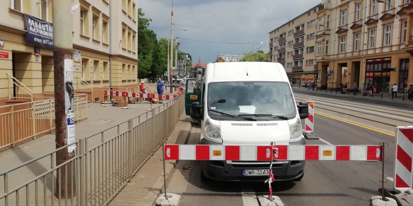 Zamknięto fragment jezdni w centrum Wrocławia