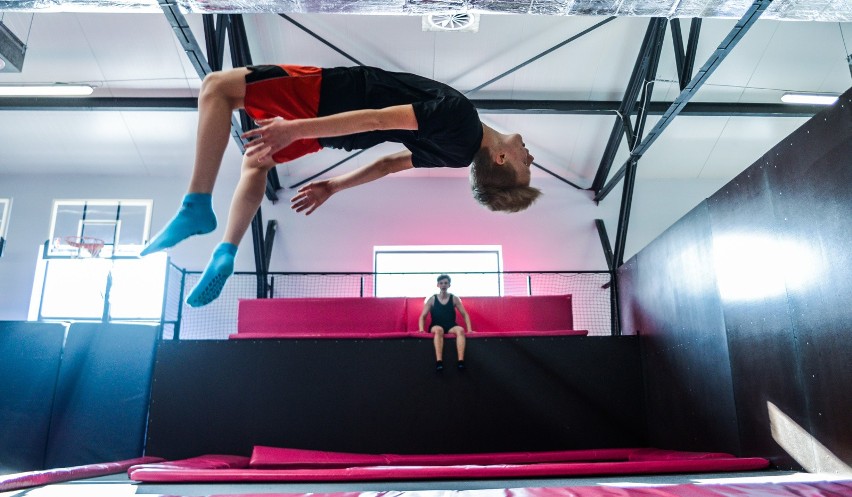 Park „Jumpin Place” w byłej zajezdni tramwajowej przy ul....