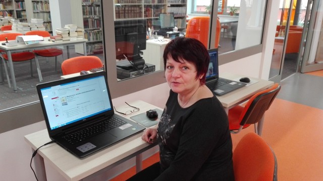 Krystyna Pawłowska zaprasza do korzystania z internetowej bazy zbiorów biblioteki.