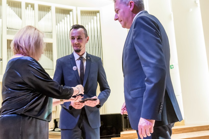 Ceremonia wręczania nagród Stanisławowi Wyciszczakowi i...