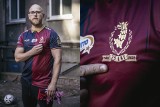 Pogoń Szczecin pokazała koszulki na sezon 2022/23. Zasadnicza zmiana [ZDJĘCIA]