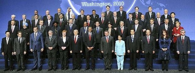 Zdjęcie ze szczytu nuklearnego w Waszyngtonie. Obecni wszyscy przywódcy najważniejszych państw świata.