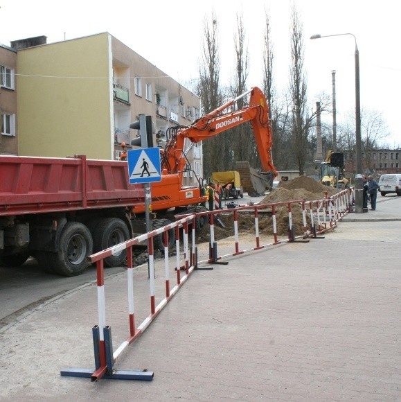 W Barlinku powstaje nowe rondo.