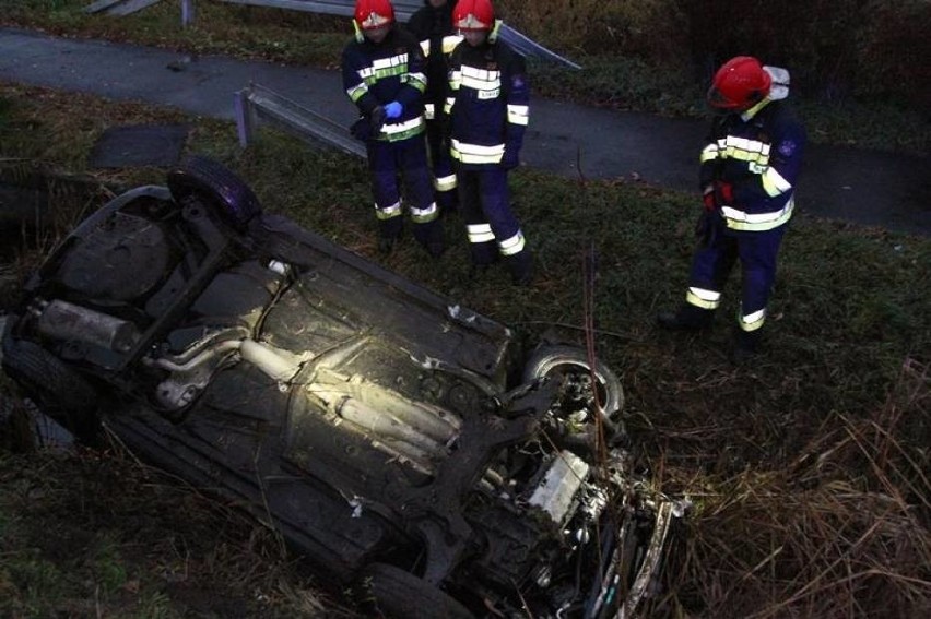 Wypadek na DW315: Audi, którym jechało dwóch Ukraińców...