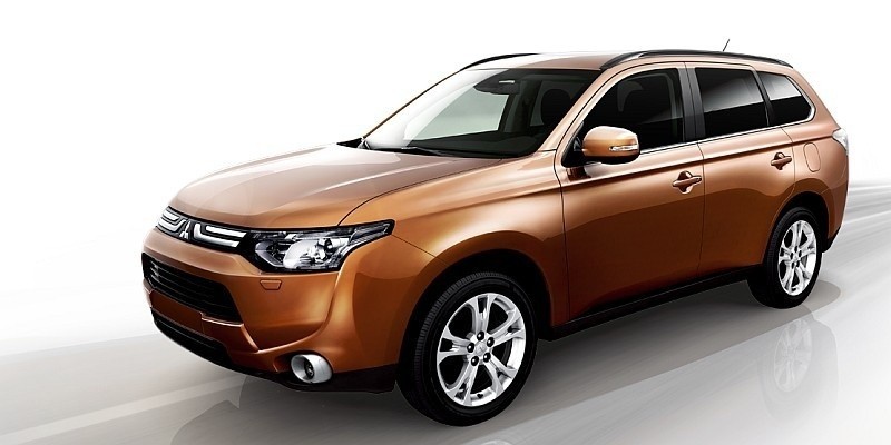 Mitsubishi Outlander rok modelowy 2013 rok produkcji 2013...