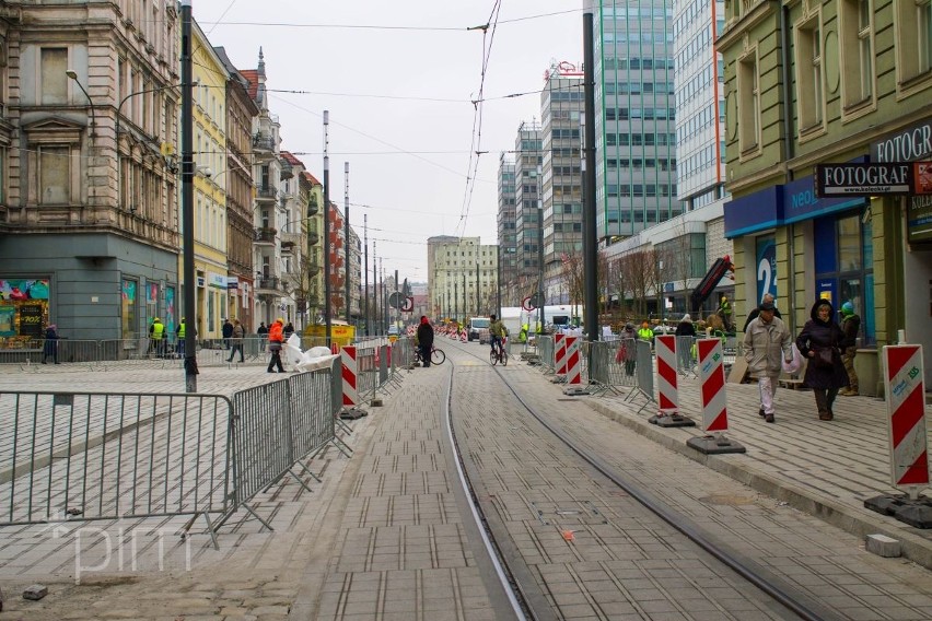 Remont ulicy Święty Marcin w Poznaniu powoli zbliża się do...