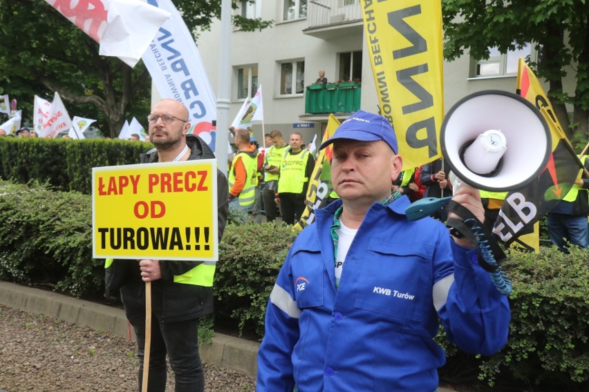 Protest w sprawie zamknięcia kopalni w Turowie