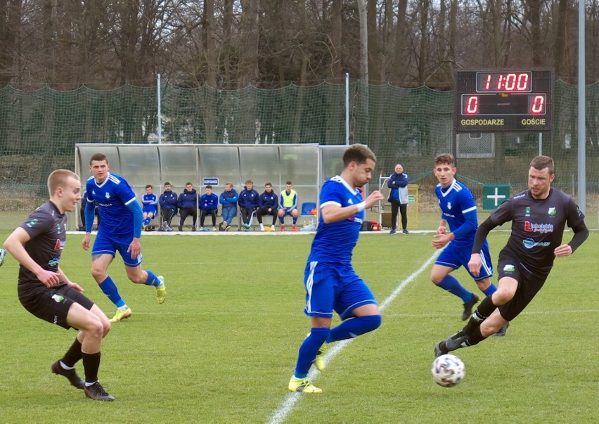 Texom Sokół Sieniawa (niebieskie stroje) nie sprostał...