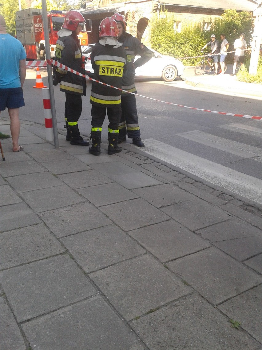 Wypadek przy ul. Szwedzkiej. Dwie osoby w szpitalu