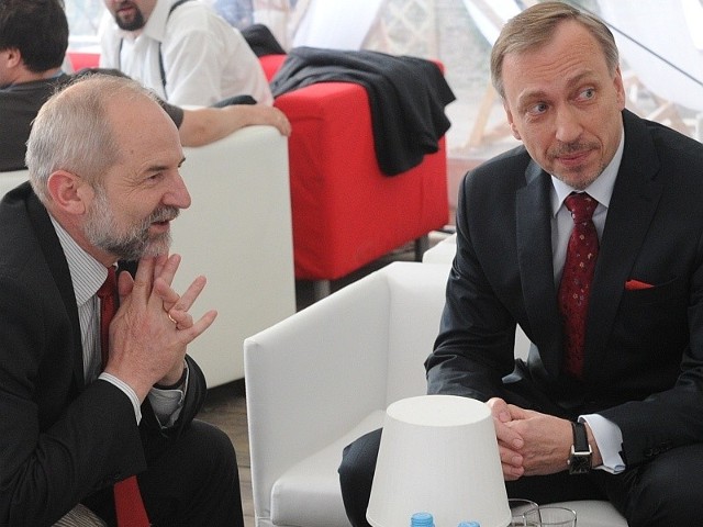 Bogdan Zdrojewski (minister kultury) i Juliusz Braun (prezes TVP).