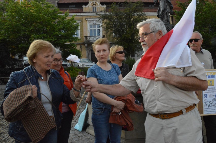 Myślenice. Solidarni z protestującymi osobami niepełnosprawnymi