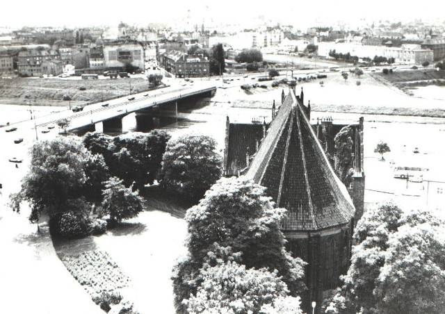 Mosty nad Wartą w Poznaniu - Most Chrobrego, widok z wieży Katedry