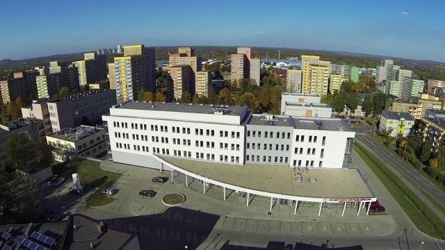 Zagłębiowskie Centrum Onkologii powstało tuż przy Szpitalu Specjalistycznym, z którym zostało połączone