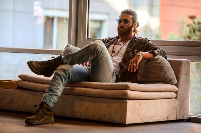 instagram.com/canyaman