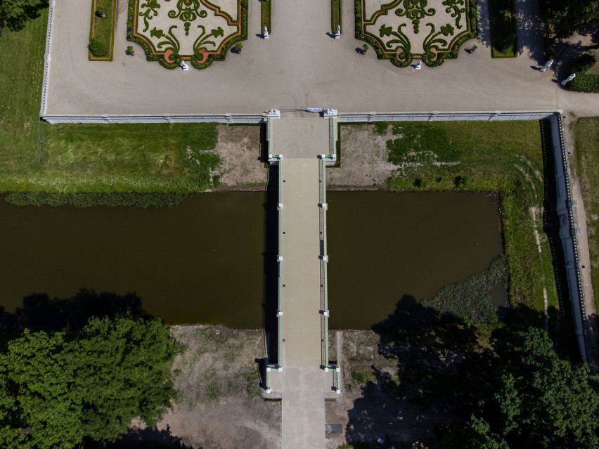 Białystok. Po przebudowie mostu w Ogrodzie Branickich pora na remont pałacowego ogrodzenia (zdjęcia)
