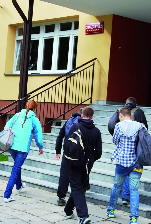 Suwałki: Sędzia musi zastąpić nauczyciela w Gimnazjum nr 2
