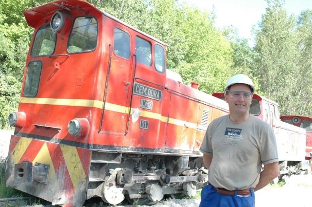 - Jedną z lokomotyw przekażemy na coroczną licytację, organizowaną przez Wielką Orkiestrę Świątecznej Pomocy -  mówi Mirosław Świerczyna, kierownik kopalni w cementowni.