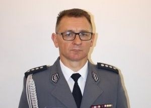  Na kolejnych slajdach oświadczenie majątkowe Wojciecha Szymczaka, szefa Komendy Powiatowej Policji w Opatowie >>>>