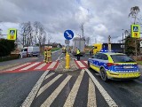 Piesza potrącona przez ciężarówkę w Porębie, w powiecie pszczyńskim. Na miejscu lądował helikopter LPR