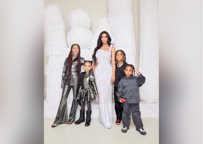 Kim Kardashian „rasuje” swoje zdjęcia? Niektórzy tak sądzą