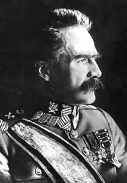 Józef Piłsudski - otrzymał honorowe obywatelstwo w 1921 roku