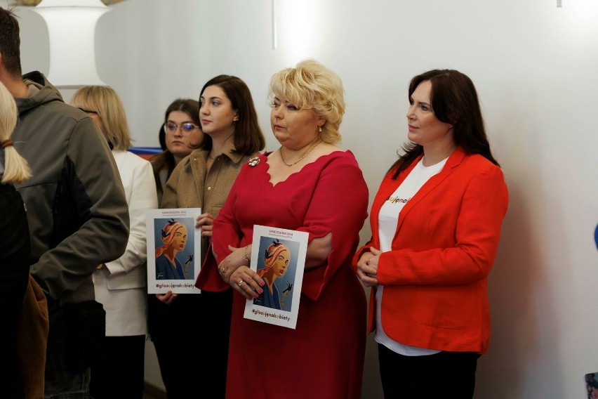 Inauguracja akcji "Głosuję na kobiety".