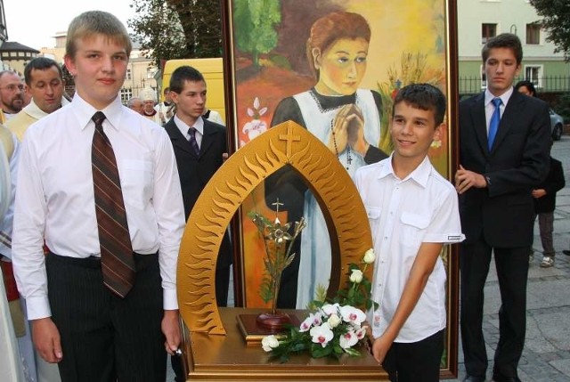 Z Opola relikwie trafią do Bierdzan. Do wiosny 2014 roku odwiedzą ponad 200 parafii.