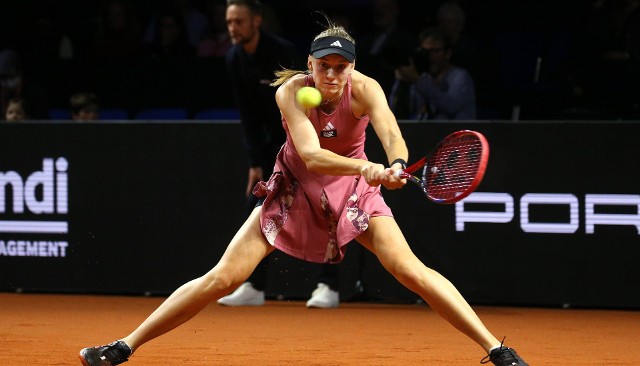 Jelena Rybakina z powodu kontuzji musiała poddać mecz drugiej rundy turnieju WTA w Stuttgarcie.